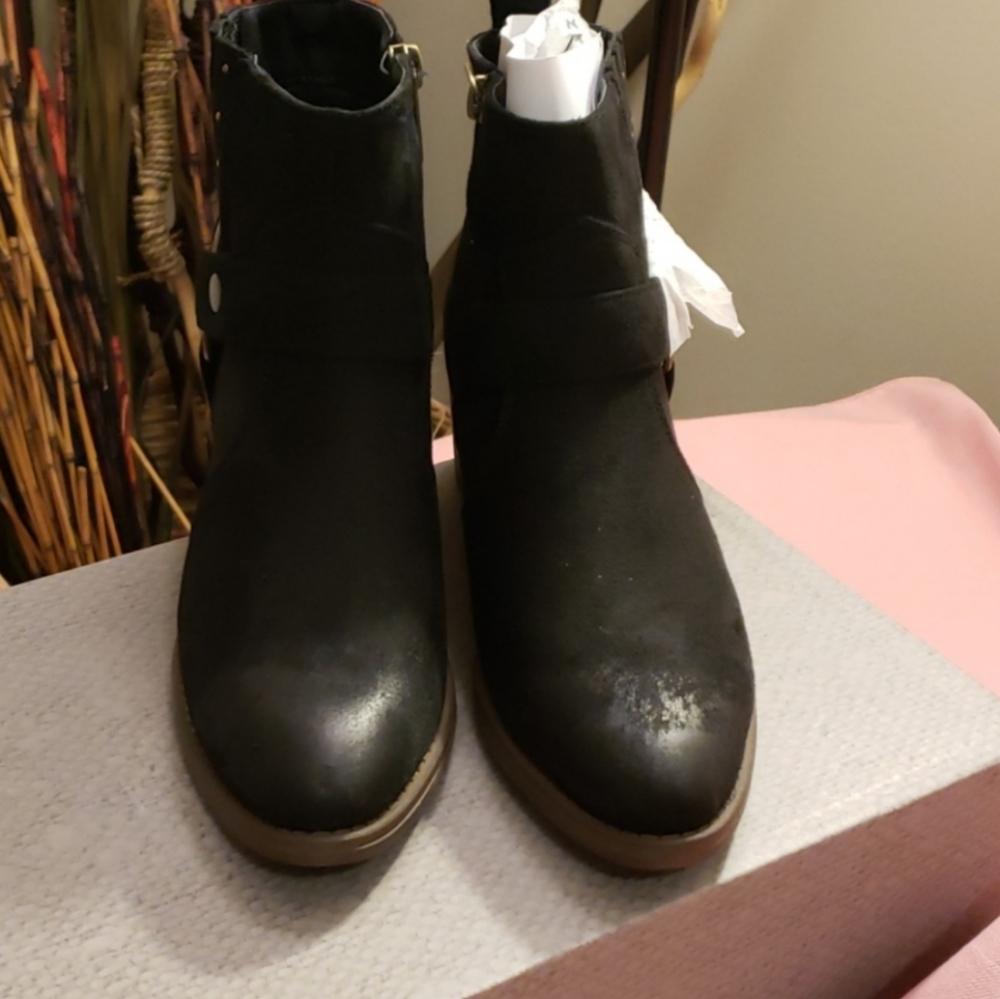 Maurice's Like New! Black Ankle Boots - Picture 3 of 4